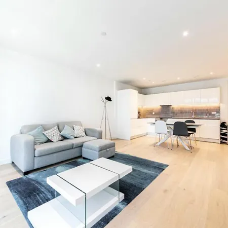 Modern Apartment In London Exterior photo