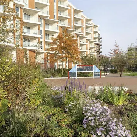 Modern Apartment In London Exterior photo